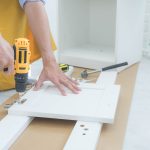 W aktualnych czasach wyjątkowo wiele osób poświęca swój wolny czas przed telewizorem